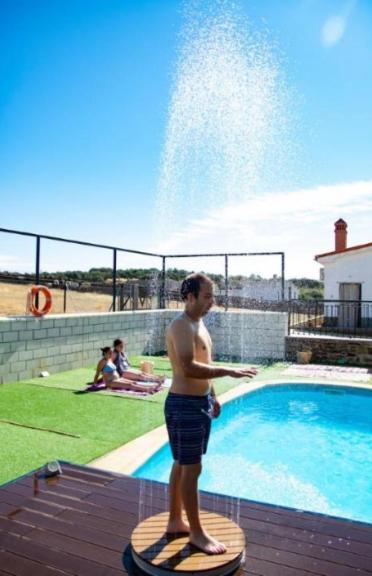Apartamento Loft La Encina Torrejón el Rubio Exteriör bild